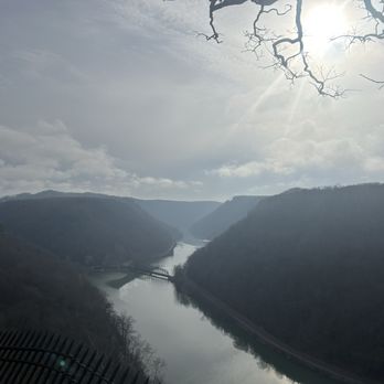 Hawks Nest Overlook - Hiking Near Me - Ansted, West Virginia Hawks Nest Overlook - Hiking Near Me - Ansted, West Virginia