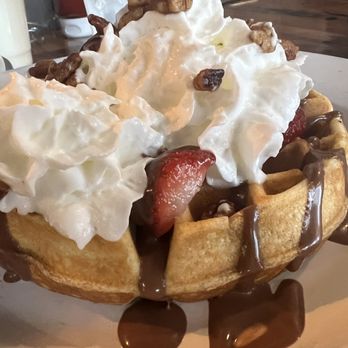 Seven Mile Cafe - Nutella waffle - Breakfast & Brunch Near Me - Keller, Texas