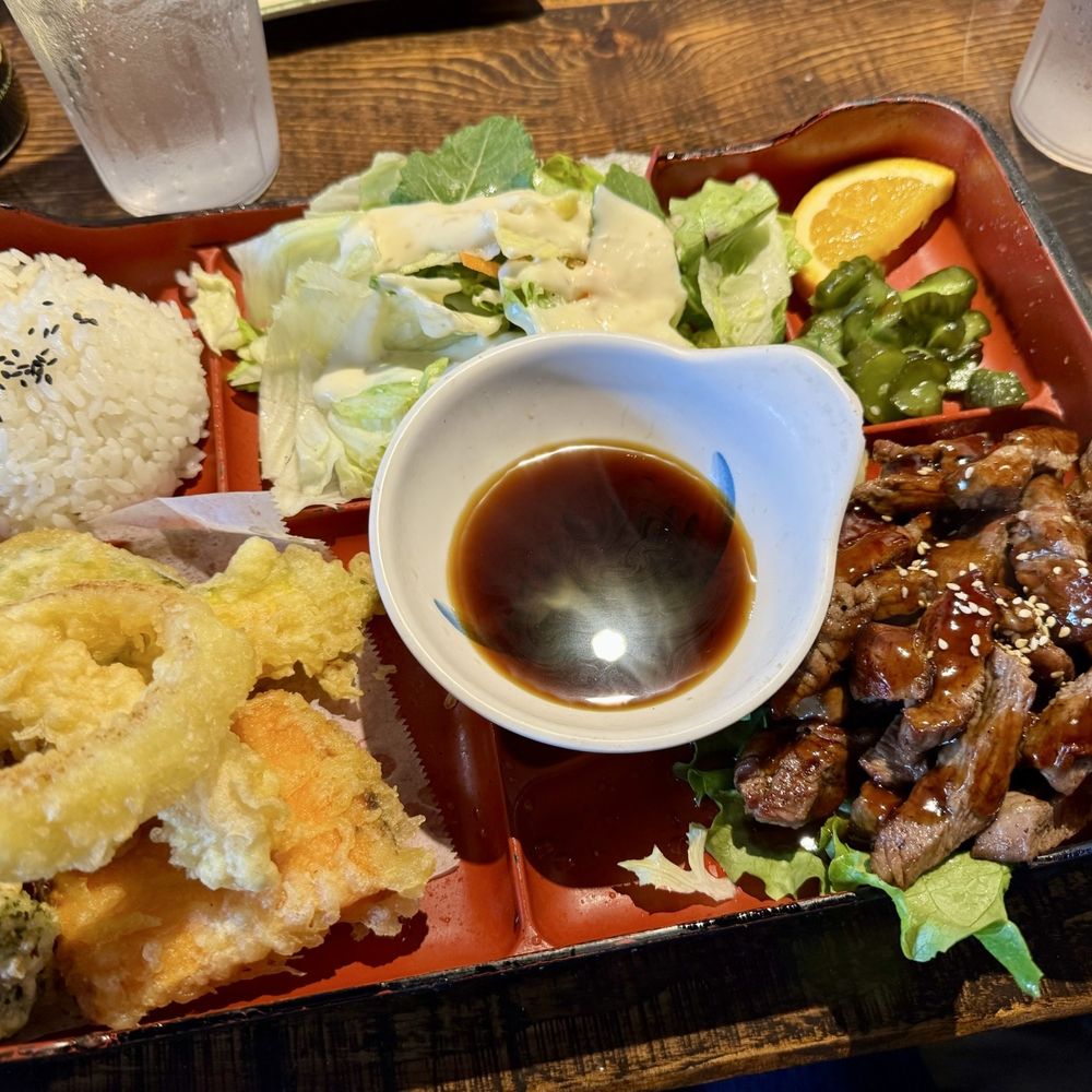 Sushi King - 02.02.25 bento box - Beef Teriyaki and mixed tempura - Sushi Bars Near Me - Fairfield, California Sushi King - 02.02.25 bento box - Beef Teriyaki and mixed tempura - Sushi Bars Near Me - Fairfield, California