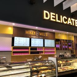 Mikey & Mel's Deli - Feels like its been here for years