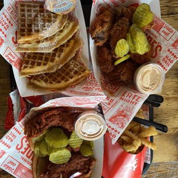 Clyde's Hot Chicken - Chicken Shop Near Me - Fullerton, California Clyde's Hot Chicken - Chicken Shop Near Me - Fullerton, California