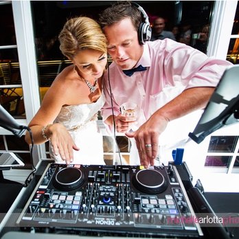 Ultimate Sounds Entertainment - DJs Near Me Ultimate Sounds Entertainment - DJs Near Me