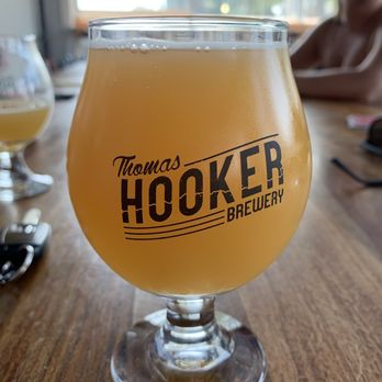 Thomas Hooker Brewery - Super Duper Double Citra IPA - Breweries Near Me - Hartford, Connecticut