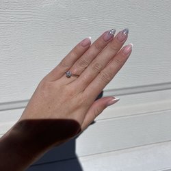 The Yellow Door - Nails she did