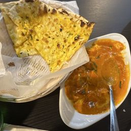 Chicken Tikka Masala Garlic Naan