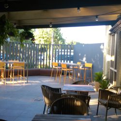 Olinda Creek Hotel - Beer Garden