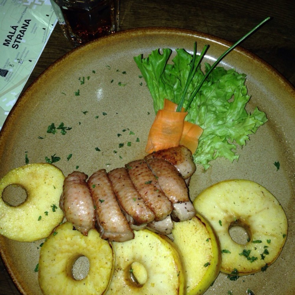 Mlejnice - Roasted Duck with Apples - Czech Near Me - Prague, Puerto Rico Mlejnice - Roasted Duck with Apples - Czech Near Me - Prague, Puerto Rico