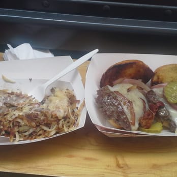 Butcher Salt - Sliders amd top brown - Food Trucks Near Me - Minneapolis, Minnesota
