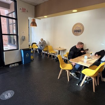 Empa511 - Inside - Empanadas Near Me - Baltimore, Maryland