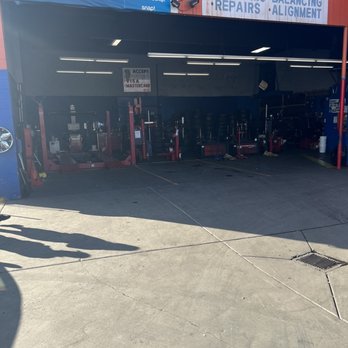 B & J Tires & Wheels - Body Shop - Tires Near Me - Oakland, California
