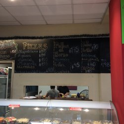 Alvarez y Borjes - Main part of the menu with pizzas and rotisserie chicken with sides