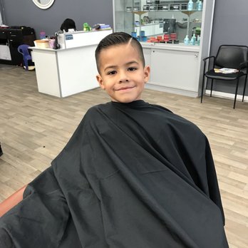 El Chilango Barber Shop - Barbers Near Me - Victorville, California El Chilango Barber Shop - Barbers Near Me - Victorville, California