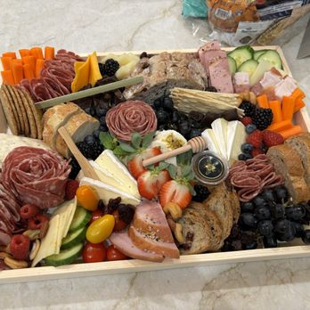 Graze Craze Charcuterie Boards & Boxes - Charlottesville, VA - Charcuterie - Caterers Near Me - Charlottesville, Virginia Graze Craze Charcuterie Boards & Boxes - Charlottesville, VA - Charcuterie - Caterers Near Me - Charlottesville, Virginia