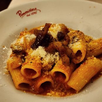 Trattoria Pommidoro - Excellent Rigatoni all'Amatriciana - Italian Near Me - Rome, RM Trattoria Pommidoro - Excellent Rigatoni all'Amatriciana - Italian Near Me - Rome, RM