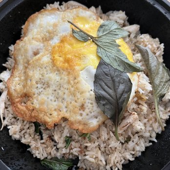Dalat - #34. Cm rang th g x phay trn l qu basil fried rice - Vietnamese Near Me - Ann Arbor, Michigan