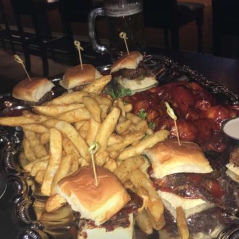 Tavern29 - The Sampling Sampler Platter (Serves 2-4) for $40! - Breakfast & Brunch Near Me - New York, New York Tavern29 - The Sampling Sampler Platter (Serves 2-4) for $40! - Breakfast & Brunch Near Me - New York, New York