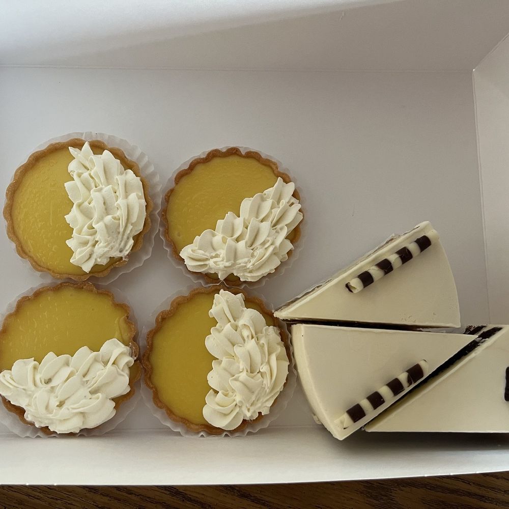 Domenique's - Bakeries Near Me - Atchison, Kansas Domenique's - Bakeries Near Me - Atchison, Kansas