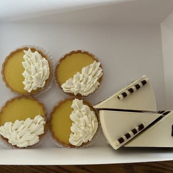 Domenique's - Bakeries Near Me - Atchison, Kansas