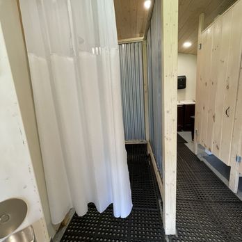 Big Mike's Creekside RV Resort - Showers in bathhouse - RV Parks Near Me - Newland, North Carolina Big Mike's Creekside RV Resort - Showers in bathhouse - RV Parks Near Me - Newland, North Carolina