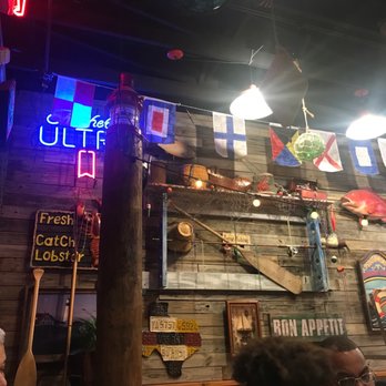 Happy's Fish House - Decor in seating area - Cajun/Creole Near Me - Tyler, Texas Happy's Fish House - Decor in seating area - Cajun/Creole Near Me - Tyler, Texas