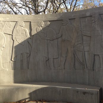 Lewis and Clark Monument Park - Parks Near Me - Council Bluffs, Iowa Lewis and Clark Monument Park - Parks Near Me - Council Bluffs, Iowa