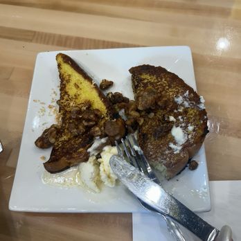 Batter & Berries - Half order of French toast lemon flavor - Breakfast & Brunch Near Me - Chicago, Illinois