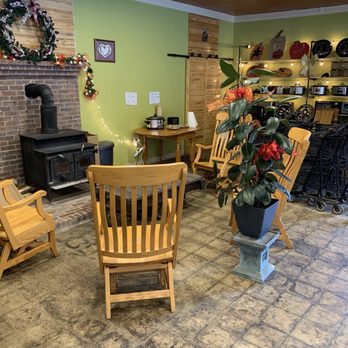 Rebeltown Market - Sitting area - Grocery Near Me - Galax, Virginia