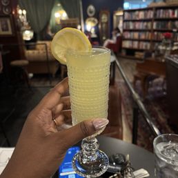 Limoncello spritz Limoncello spritz