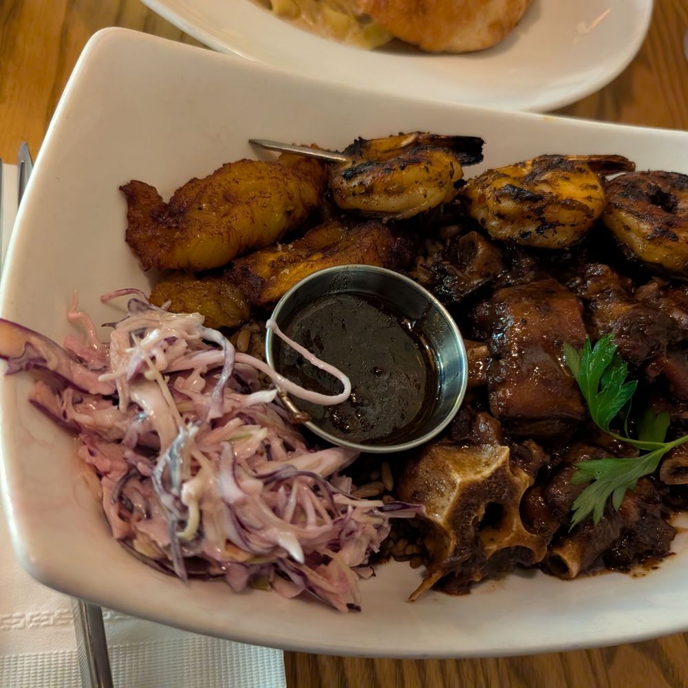 SugarKane - Oxtail with Cajun shrimp - Caribbean Near Me - Toronto, Ontario SugarKane - Oxtail with Cajun shrimp - Caribbean Near Me - Toronto, Ontario