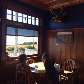 Old Abalone Pub - Pubs Near Me - Westport, California