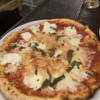 Cosimo's On Union - Margherita Pizza - Pizza Near Me - Newburgh, New York