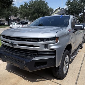 Auto X Glass - Chevy Silverado z71 windshield replacement. - Auto Glass Services Near Me - Tomball, Texas Auto X Glass - Chevy Silverado z71 windshield replacement. - Auto Glass Services Near Me - Tomball, Texas