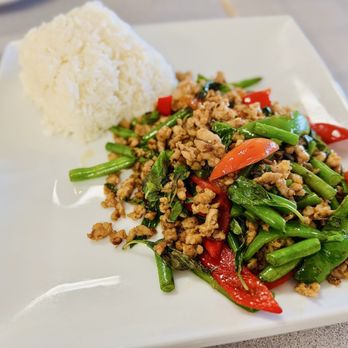 Pho Lonny - Spicy Basil (Pad Kra-pow)) IG @Yelpiessocal - Vietnamese Near Me - Temecula, California Pho Lonny - Spicy Basil (Pad Kra-pow)) IG @Yelpiessocal - Vietnamese Near Me - Temecula, California