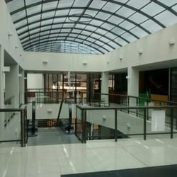 Shopping Melos - Da depresion de lo vacio