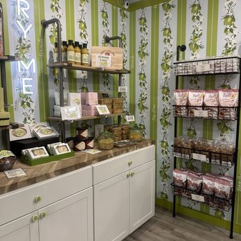 Kermit's Key West Key Lime Shoppe - Desserts Near Me - Key West, Florida