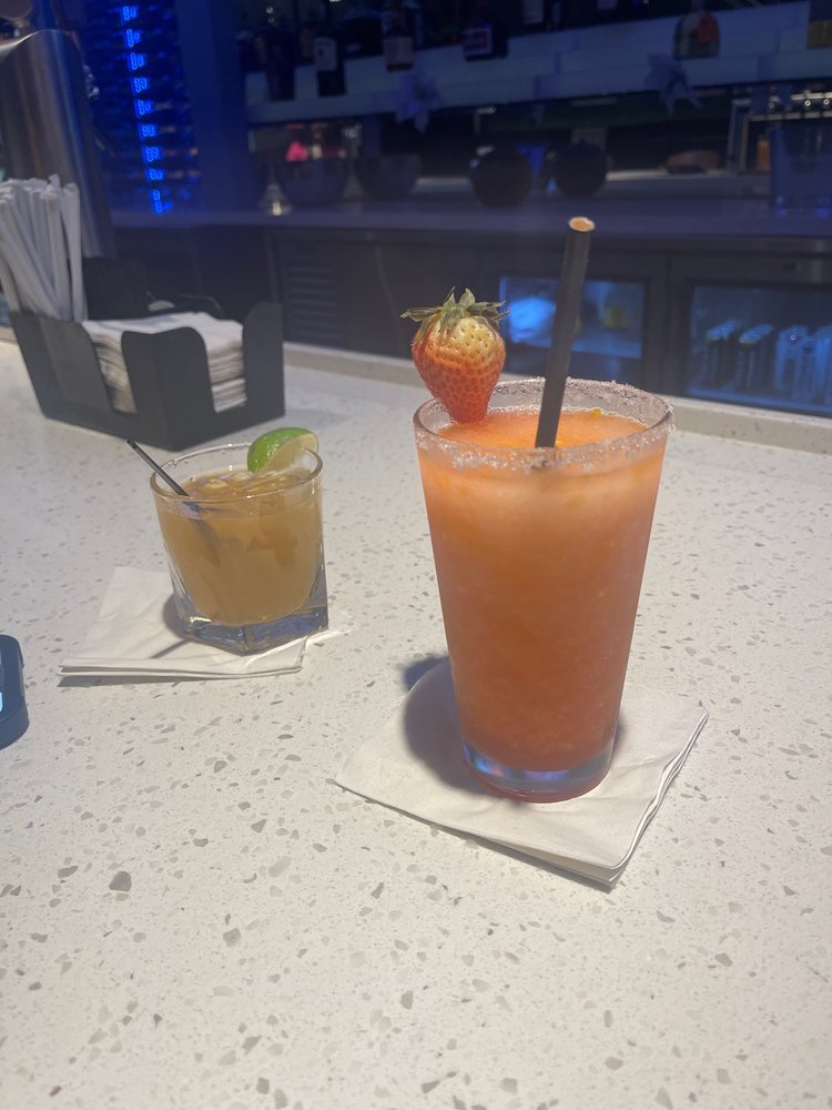 STUDIO MOVIE GRILL CLOSED Updated November 2024 162 Photos & 232