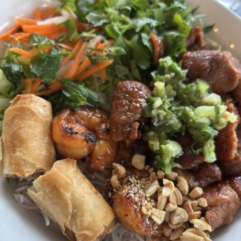 Pho Van - Egg roll/grilled pork bun bowl - Vietnamese Near Me - Charlotte, North Carolina Pho Van - Egg roll/grilled pork bun bowl - Vietnamese Near Me - Charlotte, North Carolina