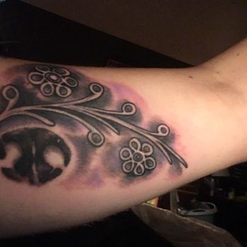 Redtail Tattoo - My recently deceased dogs nose print, with a design from her cremation box stylized beautifully by Jason - Piercing Near Me - Massillon, Ohio Redtail Tattoo - My recently deceased dogs nose print, with a design from her cremation box stylized beautifully by Jason - Piercing Near Me - Massillon, Ohio