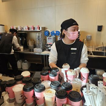 Molly Tea - soooooo busy on the weekends - Bubble Tea Near Me - San Gabriel, California