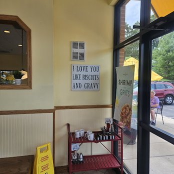 Sunny Street Cafe - Breakfast & Brunch Near Me - Des Peres, Missouri Sunny Street Cafe - Breakfast & Brunch Near Me - Des Peres, Missouri