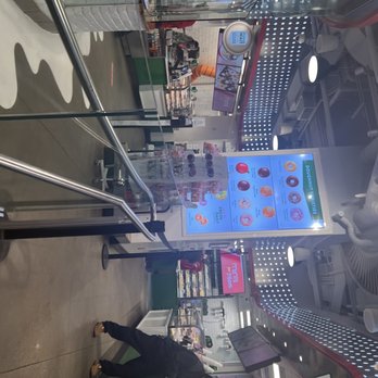 Krispy Kreme - Donuts Near Me - New York, New York Krispy Kreme - Donuts Near Me - New York, New York