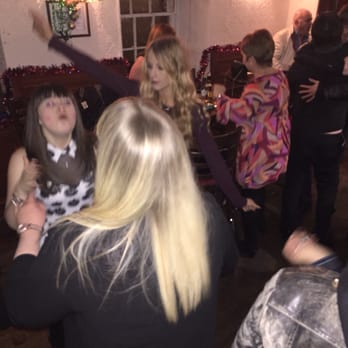 Loudoun Arms - Pubs Near Me - Newmilns, EAY Loudoun Arms - Pubs Near Me - Newmilns, EAY