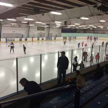 Twin Rinks Ice Pavilion, Inc. - Ice skating lessons for kids - Skating Rinks Near Me - Buffalo Grove, Illinois Twin Rinks Ice Pavilion, Inc. - Ice skating lessons for kids - Skating Rinks Near Me - Buffalo Grove, Illinois