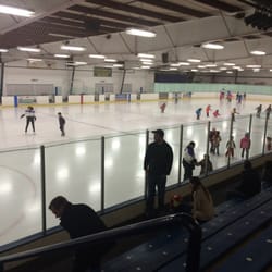 Twin Rinks Ice Pavilion, Inc. - Ice skating lessons for kids