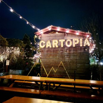 Cartopia Food Carts - Food Trucks Near Me - Portland, Oregon