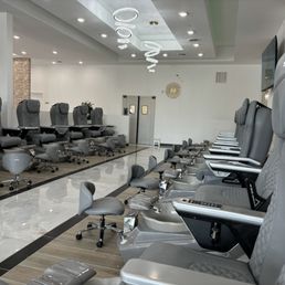 Pedicure stations