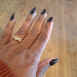 Phalla Nails & Spa