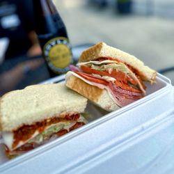 Golds Deli - Italian Hero