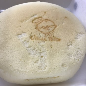Uncle Tetsu - This particular cake seemed a little under baked and lacked the golden color. - Japanese Near Me - Arcadia, California Uncle Tetsu - This particular cake seemed a little under baked and lacked the golden color. - Japanese Near Me - Arcadia, California