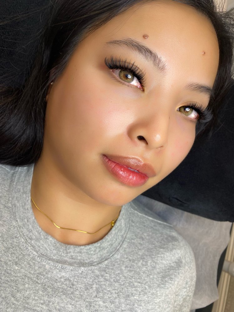 BrendaBee Beauty Logo